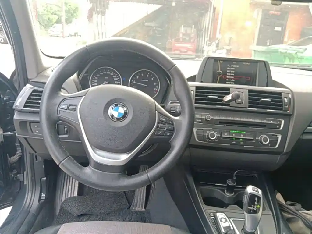 BMW 1 Series 2014 — фото 11