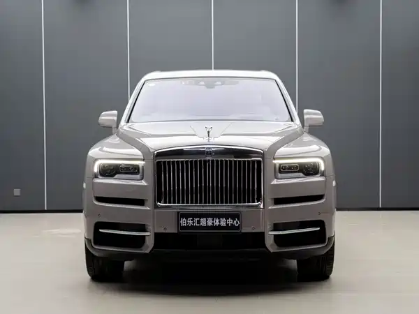 Rolls-Royce Cullinan 2021