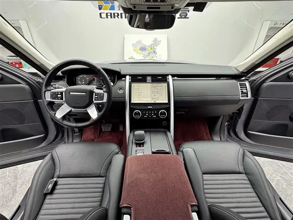 Land Rover Discovery 2024 — фото 9