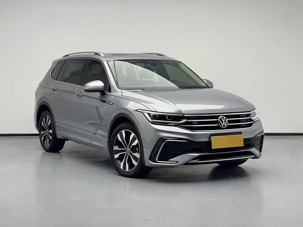 Volkswagen Tiguan L 2023 — фото 5