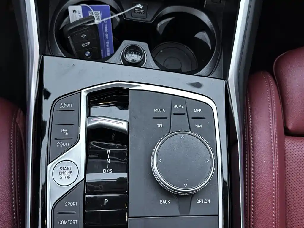 BMW 3 Series 2023 — фото 13