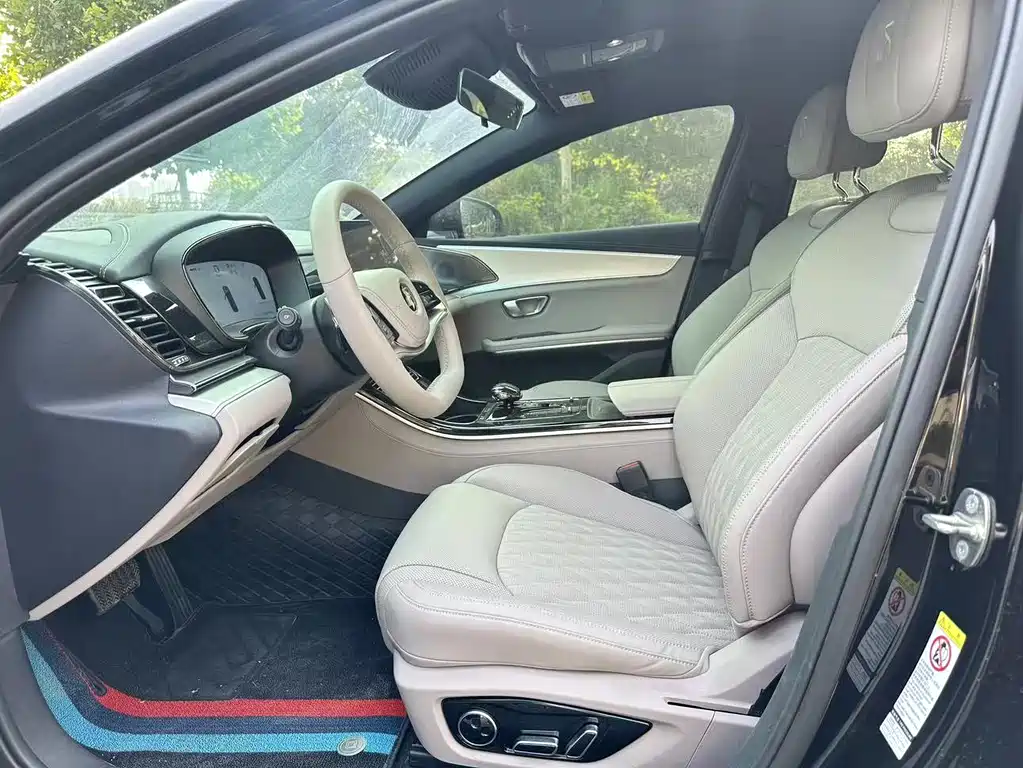 BYD Han 2025