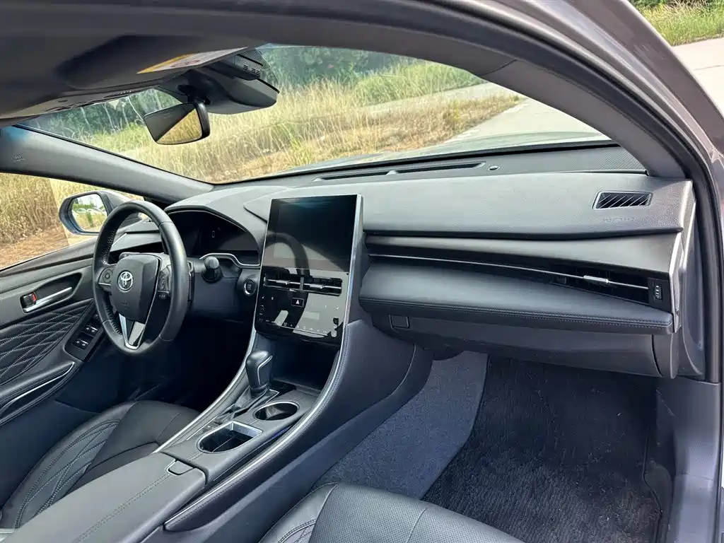 Toyota Avalon 2023 — фото 17