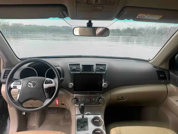 Toyota Highlander 2015