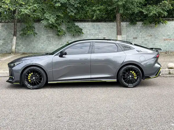 Changan UNI-V 2022