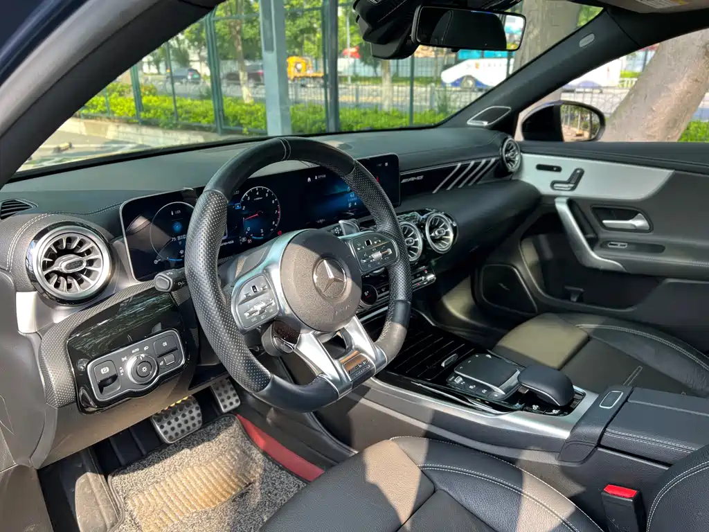 Mercedes-Benz A-Class AMG 2020 — фото 9