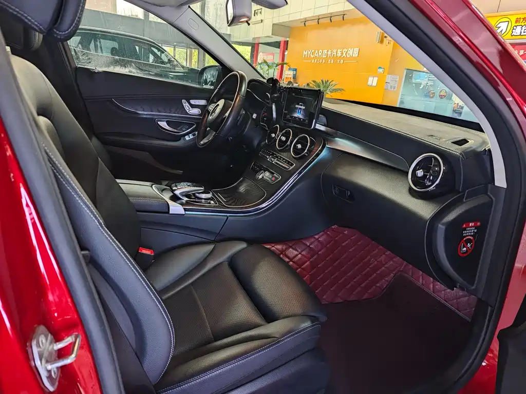 Mercedes-Benz C-Class 2018 — фото 12