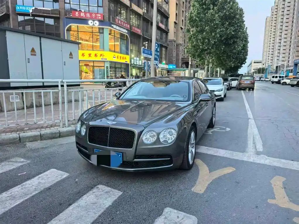 Bentley Flying Spur 2018