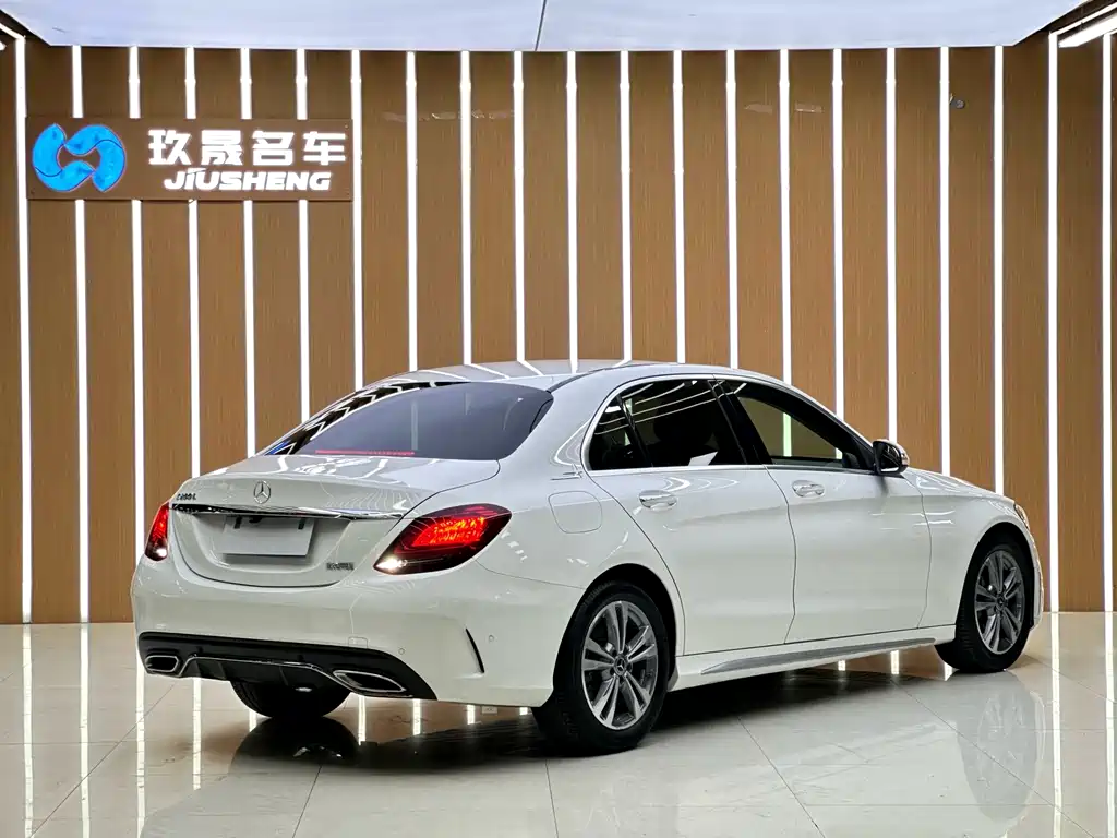 Mercedes-Benz C-Class 2020 — фото 18