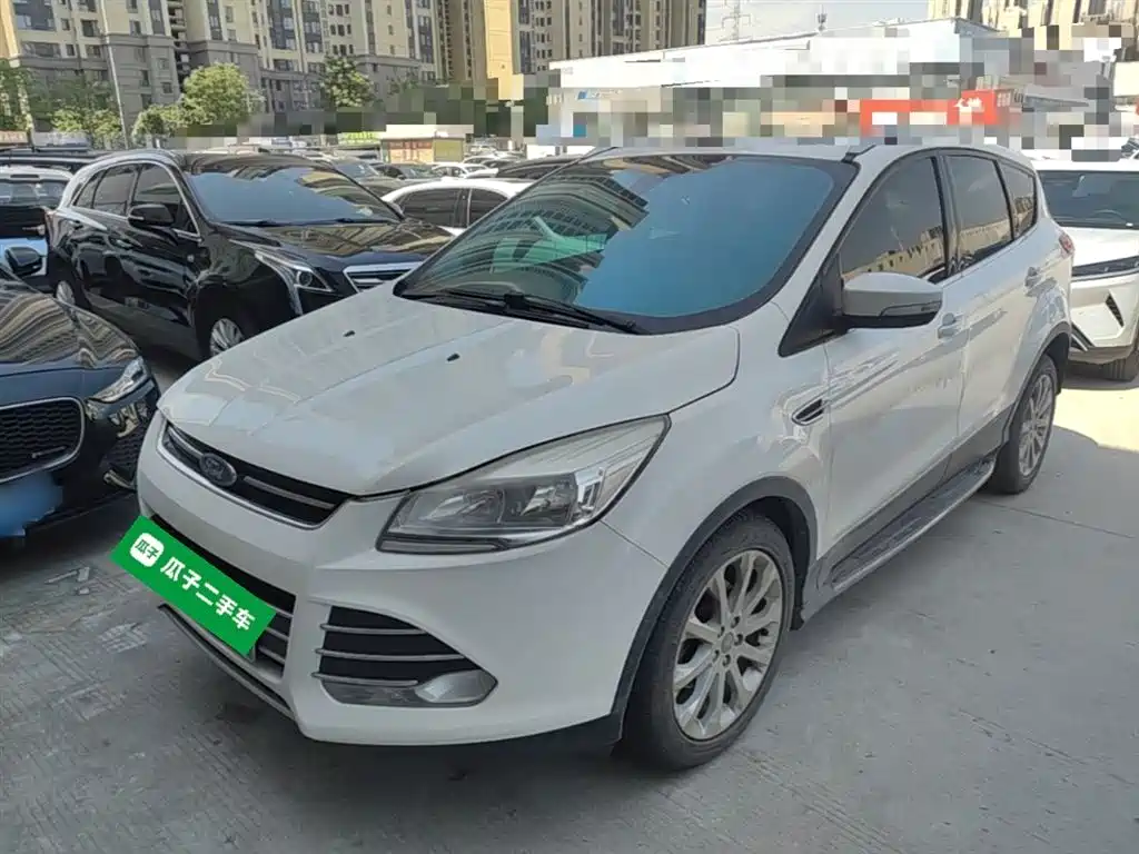 Ford Kuga 2016 — фото 1