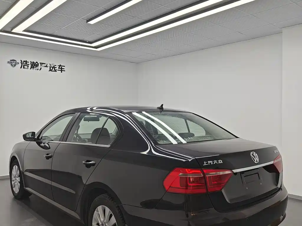 Volkswagen Lavida 2015 — фото 4
