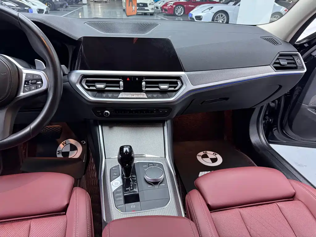 BMW 3 Series 2021 — фото 10