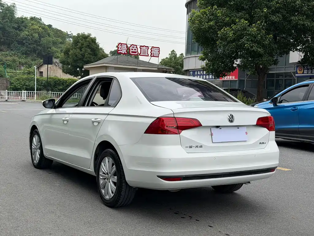 Volkswagen Bora 2015