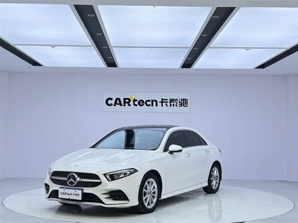Mercedes-Benz A-Class 2022 — фото 1