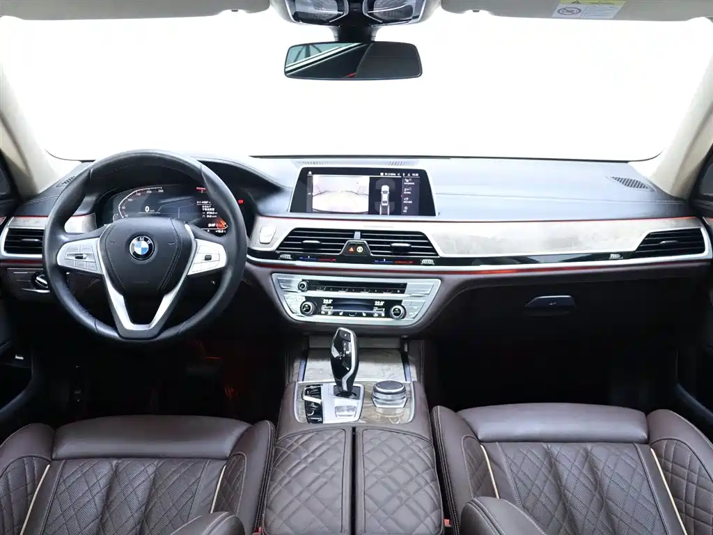 BMW 7 Series 2022 — фото 13