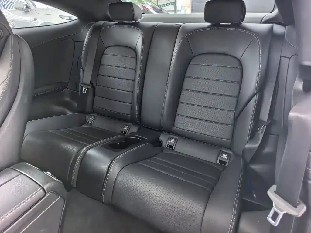 Mercedes-Benz C-Class 2019 — фото 10
