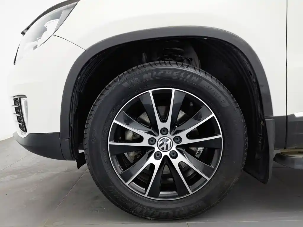 Volkswagen Tiguan 2016 — фото 17
