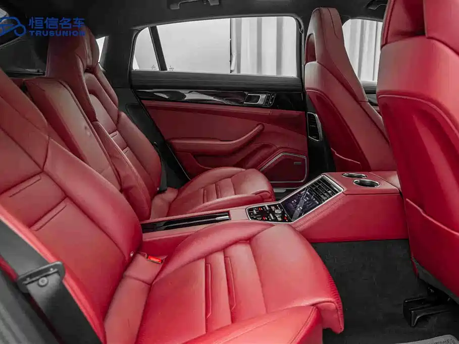 Porsche Panamera 2019 — фото 15