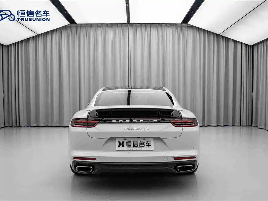 Porsche Panamera 2019 — фото 6