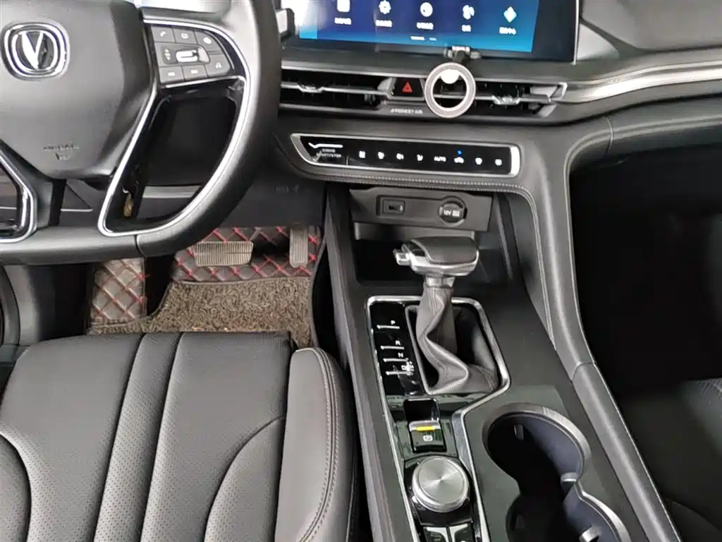 Changan CS75 PLUS 2021 — фото 14