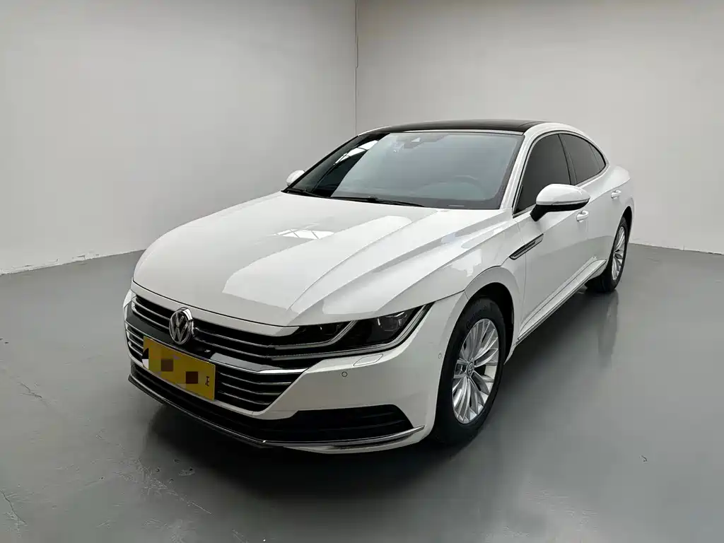 Volkswagen CC 2020 — фото 1