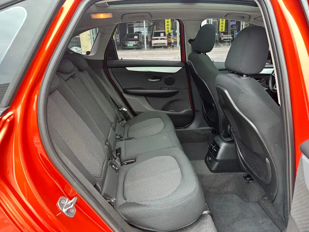 BMW 2 Series Active Tourer 2016 — фото 17