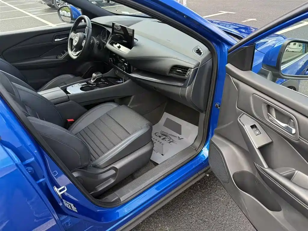 Nissan Qashqai 2023 — фото 12