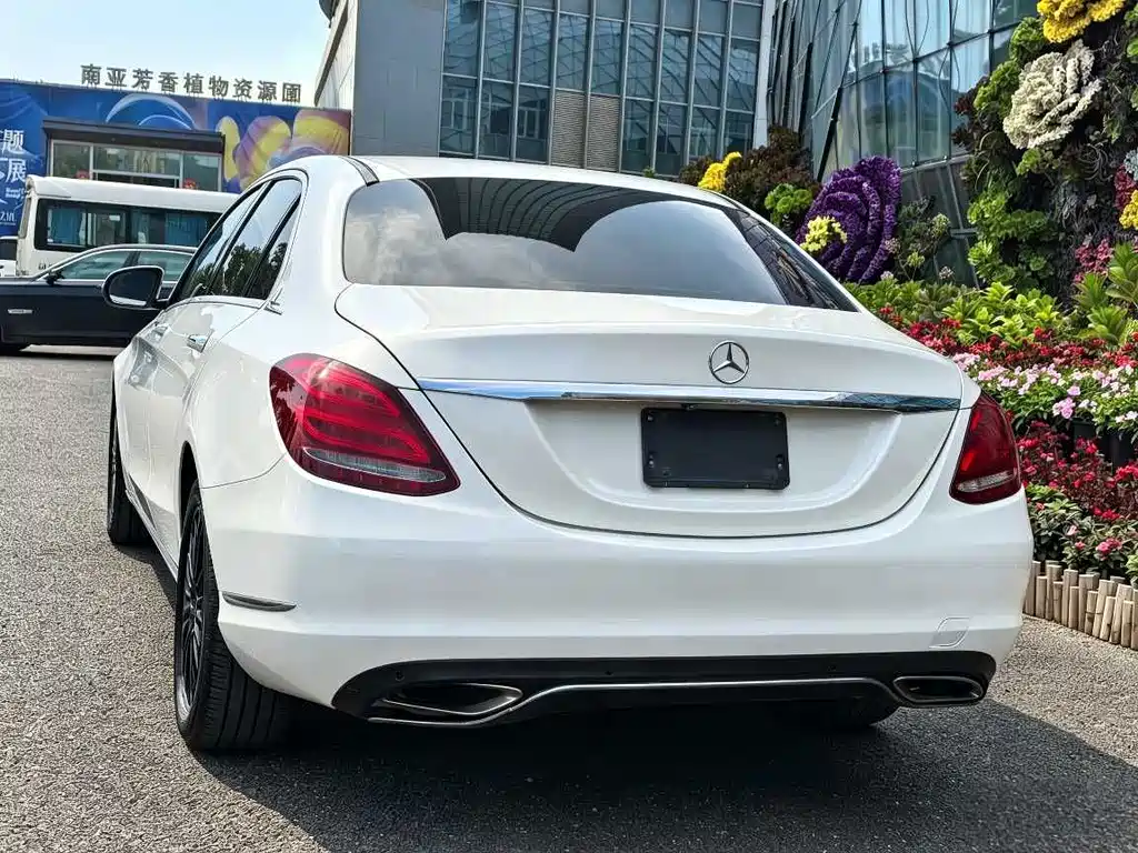 Mercedes-Benz C-Class 2015 — фото 17