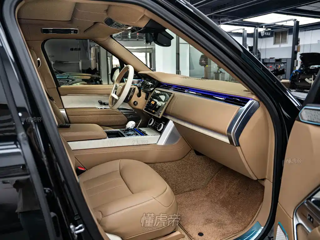 Land Rover Range Rover 2024 — фото 12