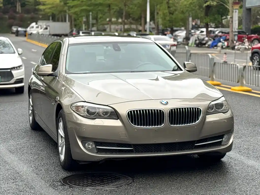 BMW 5 Series 2011 — фото 4