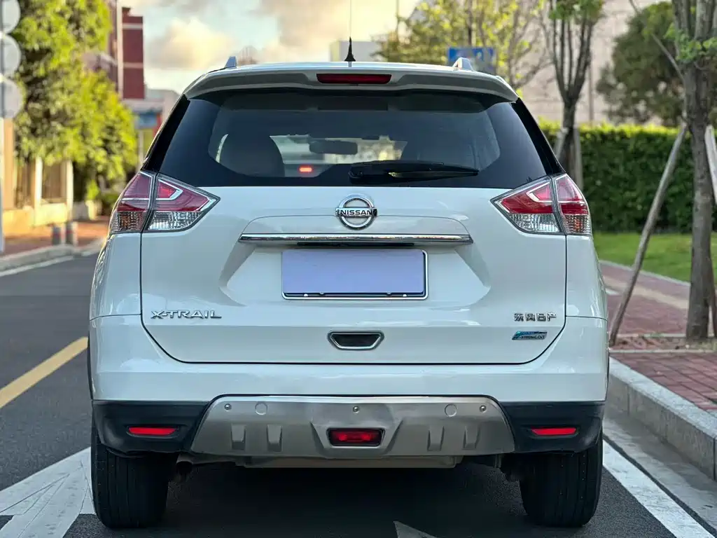 Nissan X-Trail 2017 — фото 9