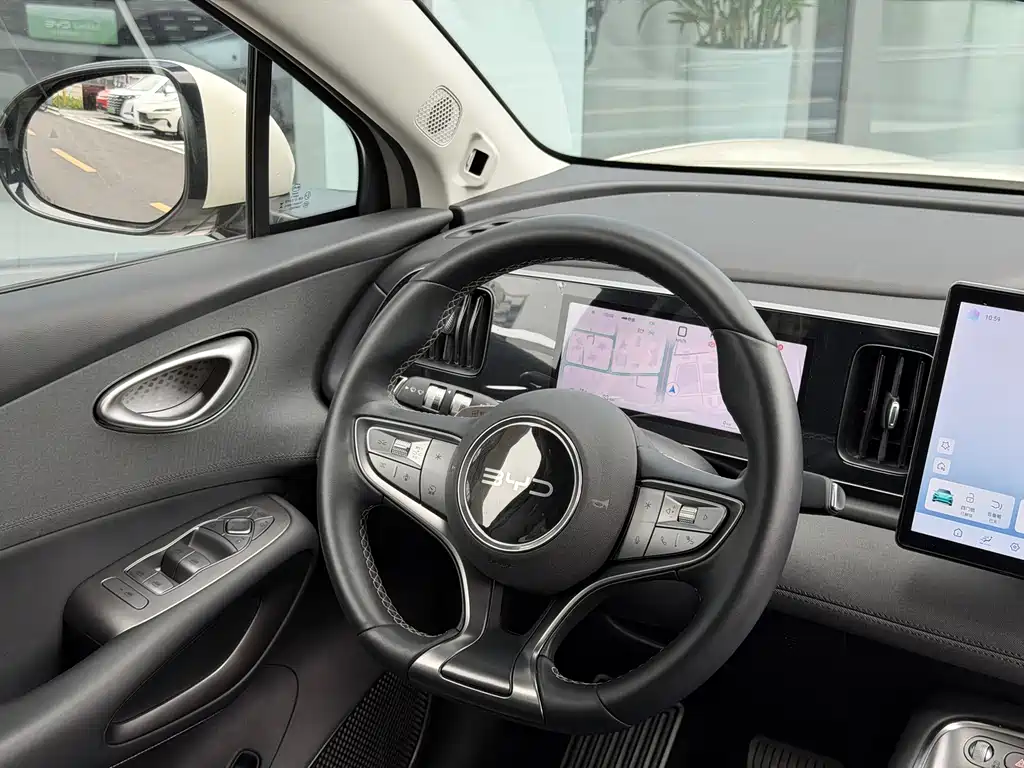 BYD Sealion 05 EV 2025 — фото 12