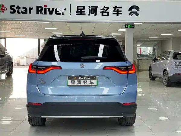 NIO ES8 2018