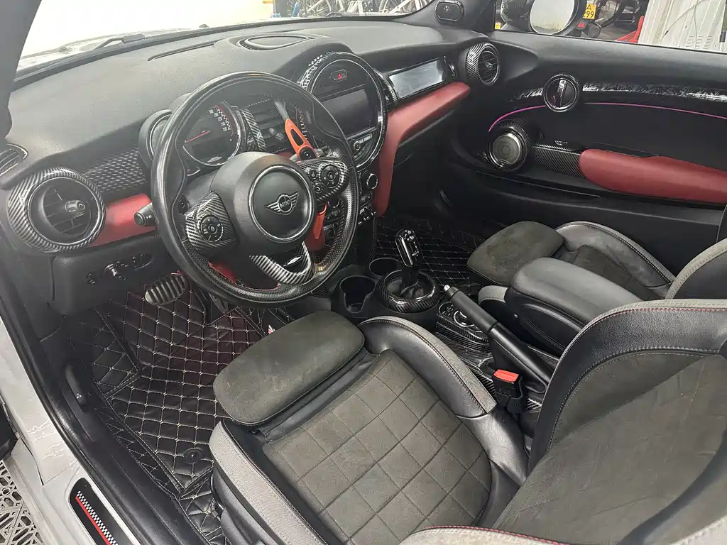 MINI JCW 2020 — фото 12