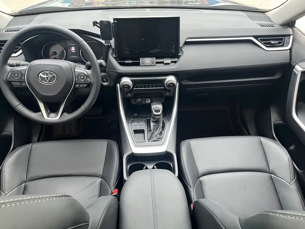 Toyota Wildlander 2022 — фото 12