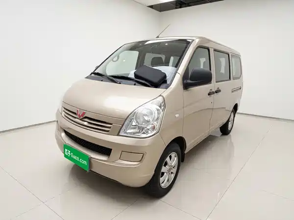 Wuling Rongguang 2019