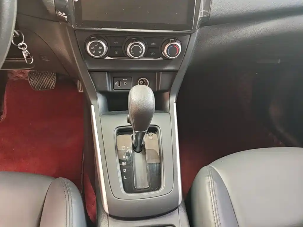 Nissan Sylphy 2023 — фото 10