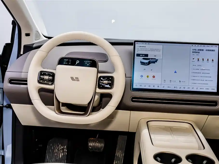 Li Auto i8 2025 — фото 18