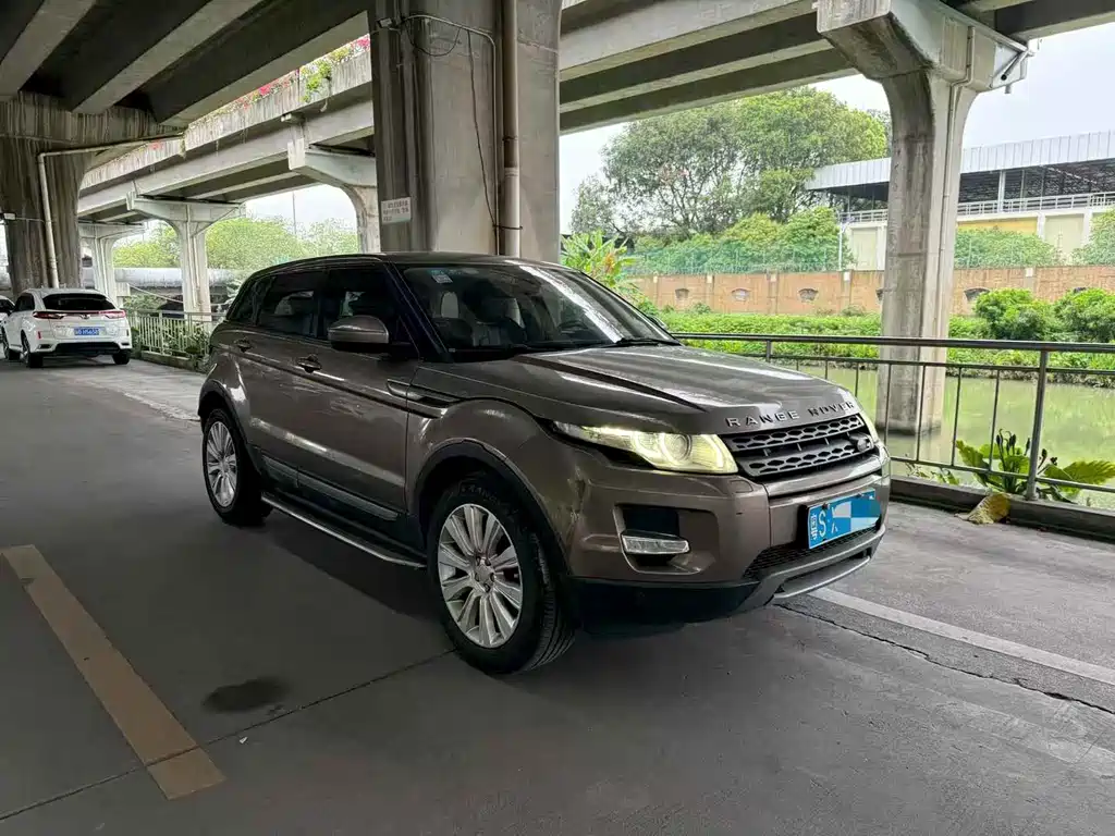 Land Rover Evoque 2016 — фото 2