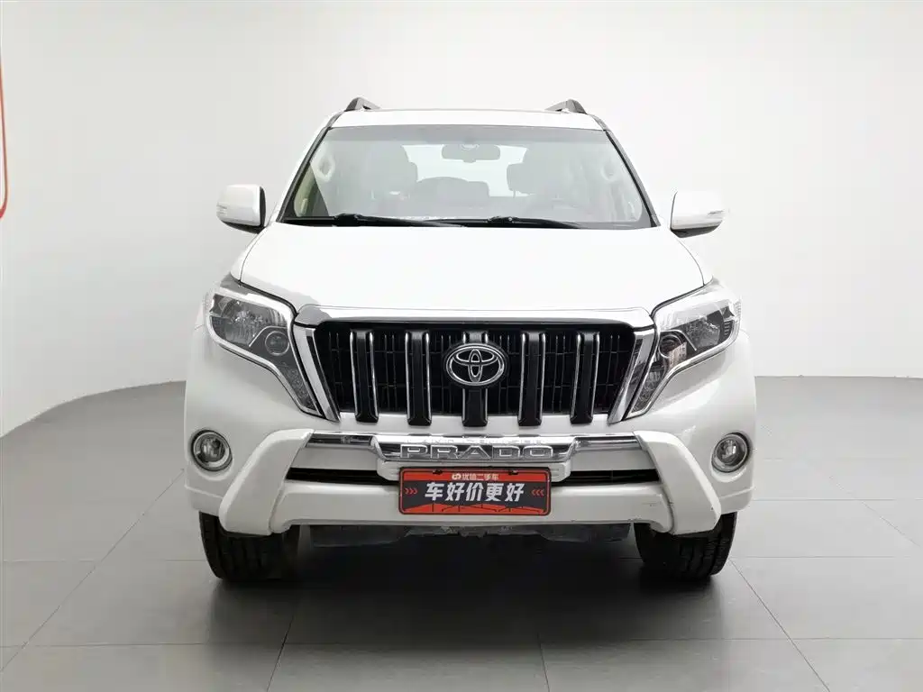 Toyota Prado 2015 — фото 3
