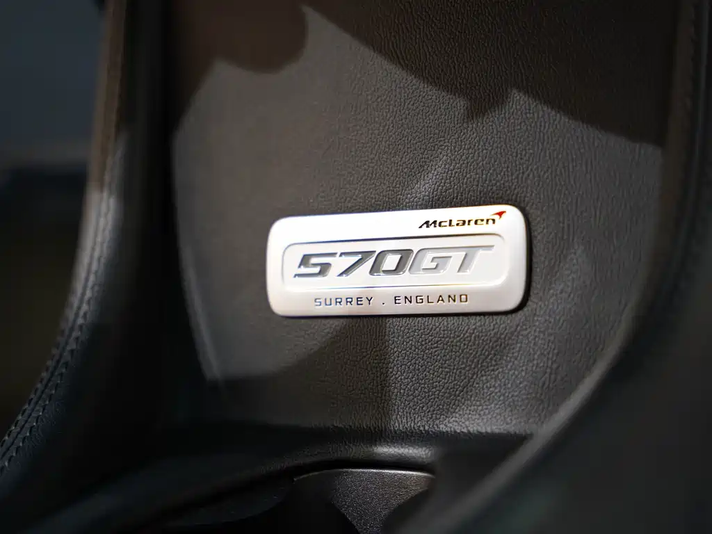 McLaren 570 2018 — фото 18