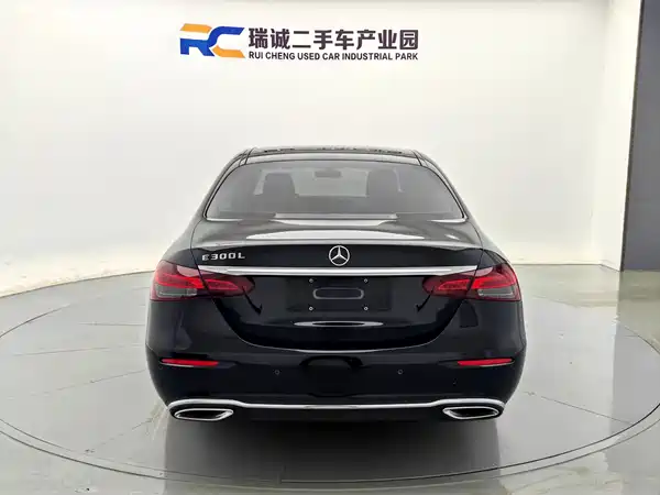 Mercedes-Benz E-Class 2021
