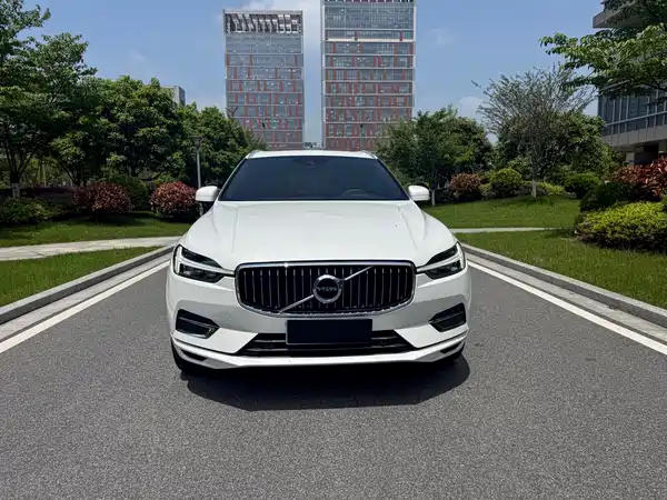 Volvo XC60 2021