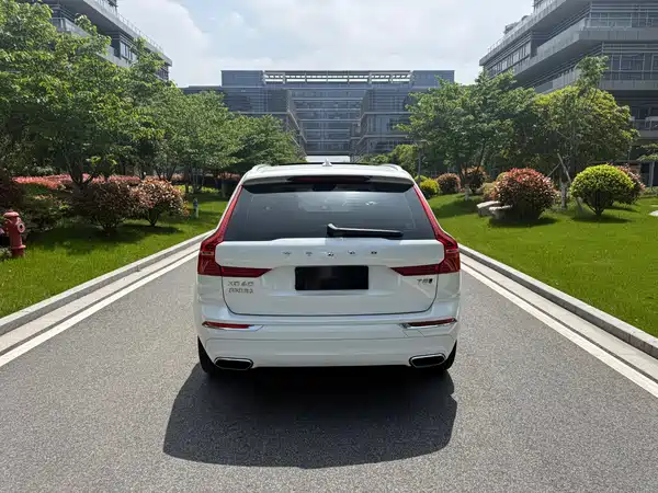 Volvo XC60 2021
