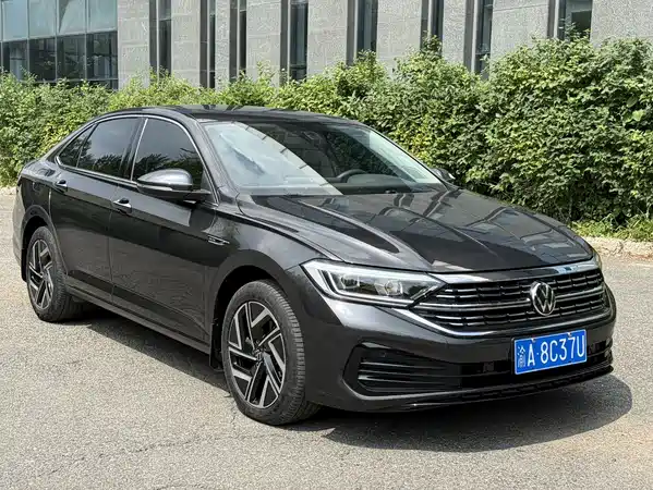Volkswagen Sagitar 2023