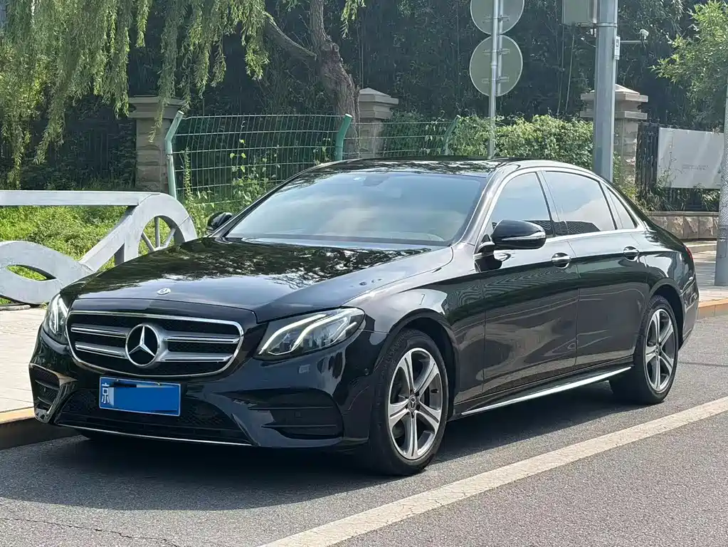 Mercedes-Benz E-Class 2018