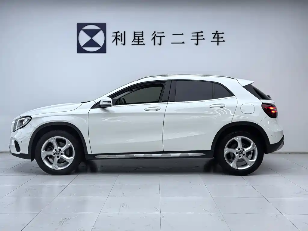 Mercedes-Benz GLA 2018 — фото 2