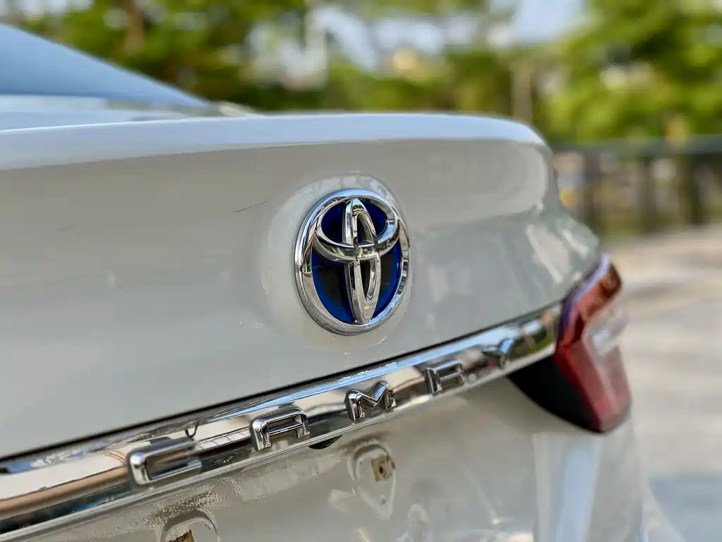 Toyota Camry 2021 — фото 16
