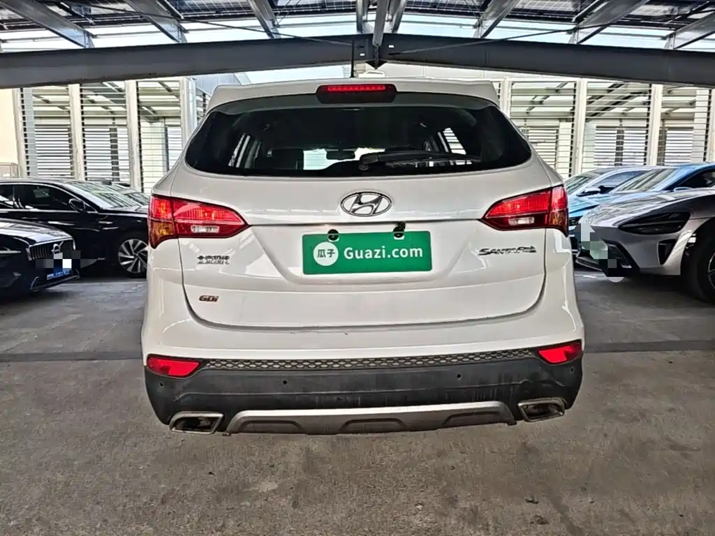 Hyundai Santa Fe 2015 — фото 6