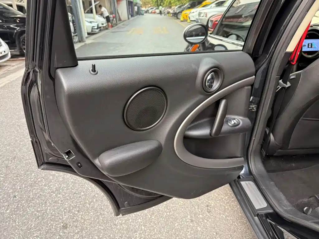 MINI Countryman 2015 — фото 10
